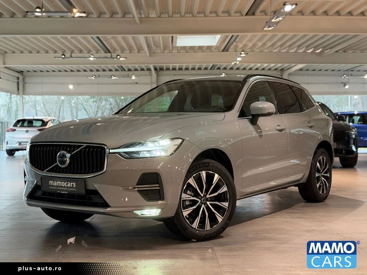 VOLVO XC60 B5 AWD Core  ACC CAM BLIS SHZ LHZ H&K