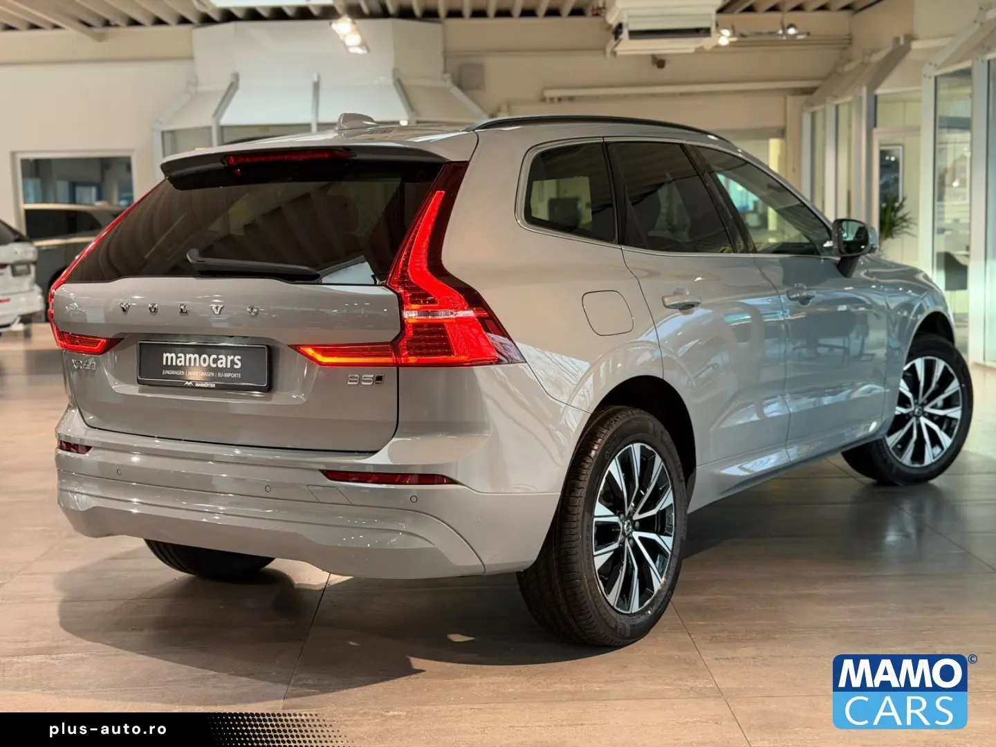 VOLVO XC60 2025 — imagine 2