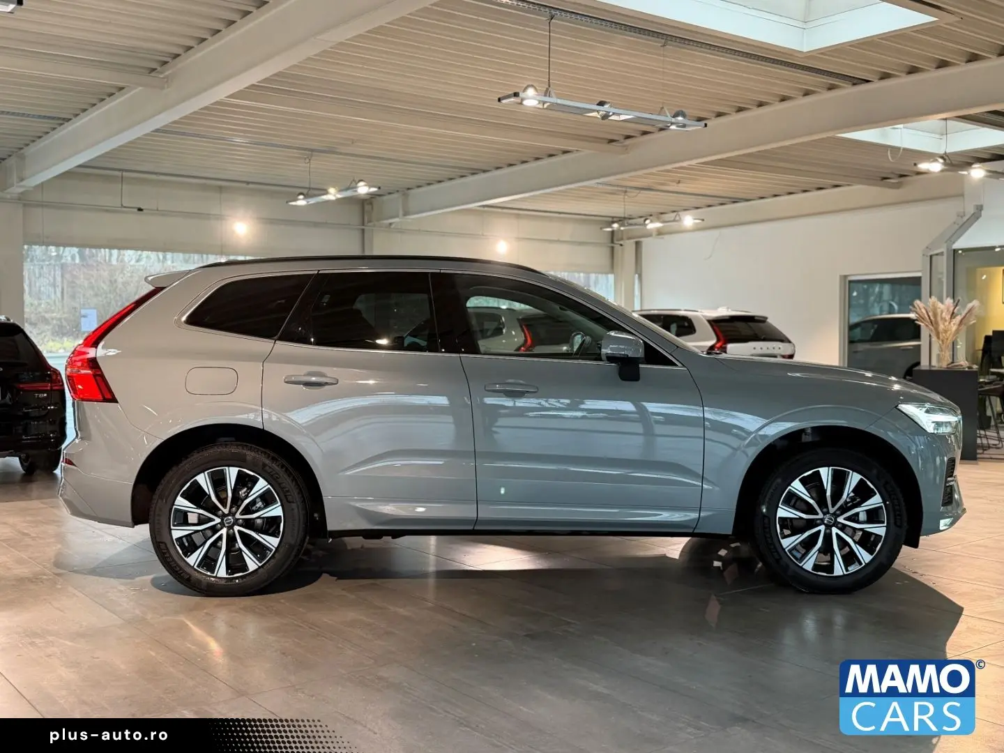 VOLVO XC60 2025 — imagine 6