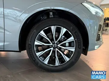 VOLVO XC60 B5 AWD Core  ACC CAM BLIS SHZ LHZ H&K