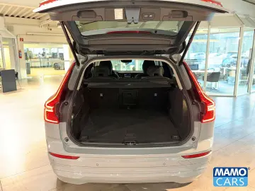 VOLVO XC60 B5 AWD Core  ACC CAM BLIS SHZ LHZ H&K
