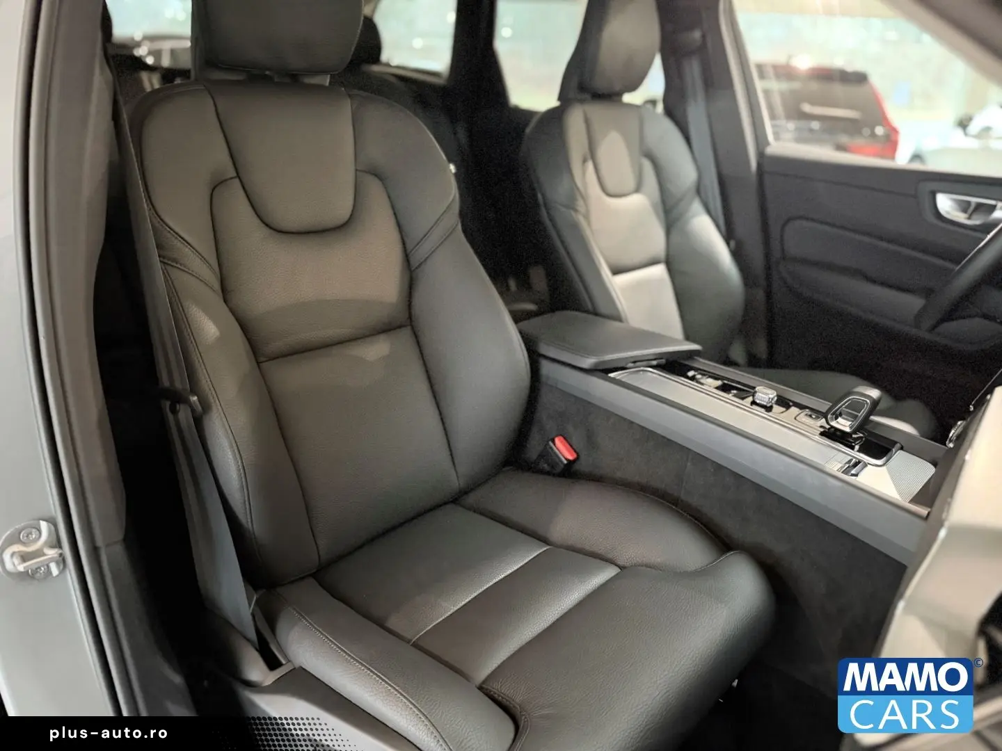 VOLVO XC60 2025 — imagine 19