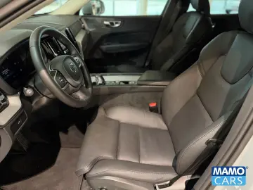 VOLVO XC60 B5 AWD Core  ACC CAM BLIS SHZ LHZ H&K
