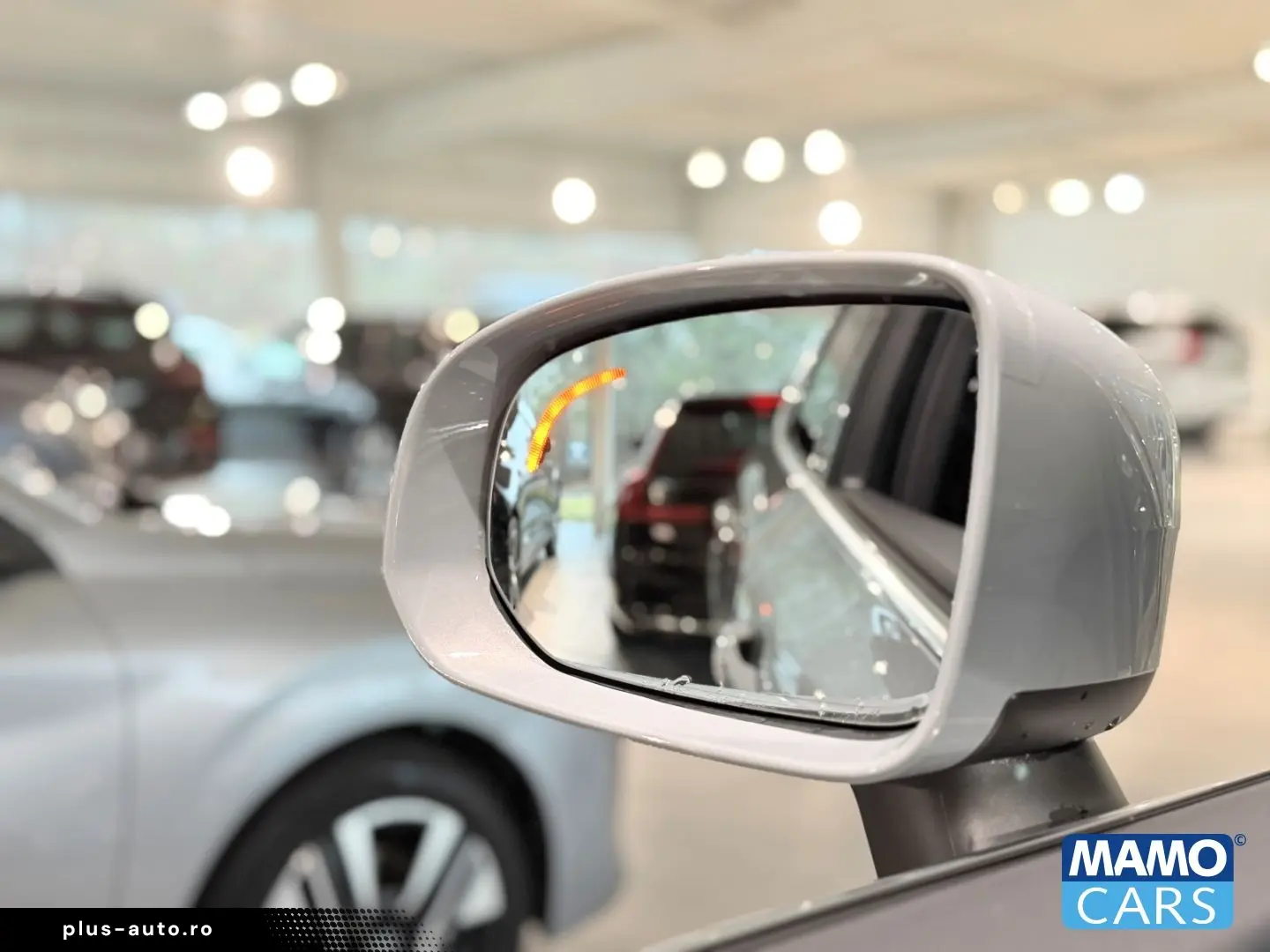 VOLVO XC60 2025 — imagine 45