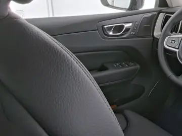 VOLVO XC60 Plus Dark AWD Digitales Cockpit Memory Sitz