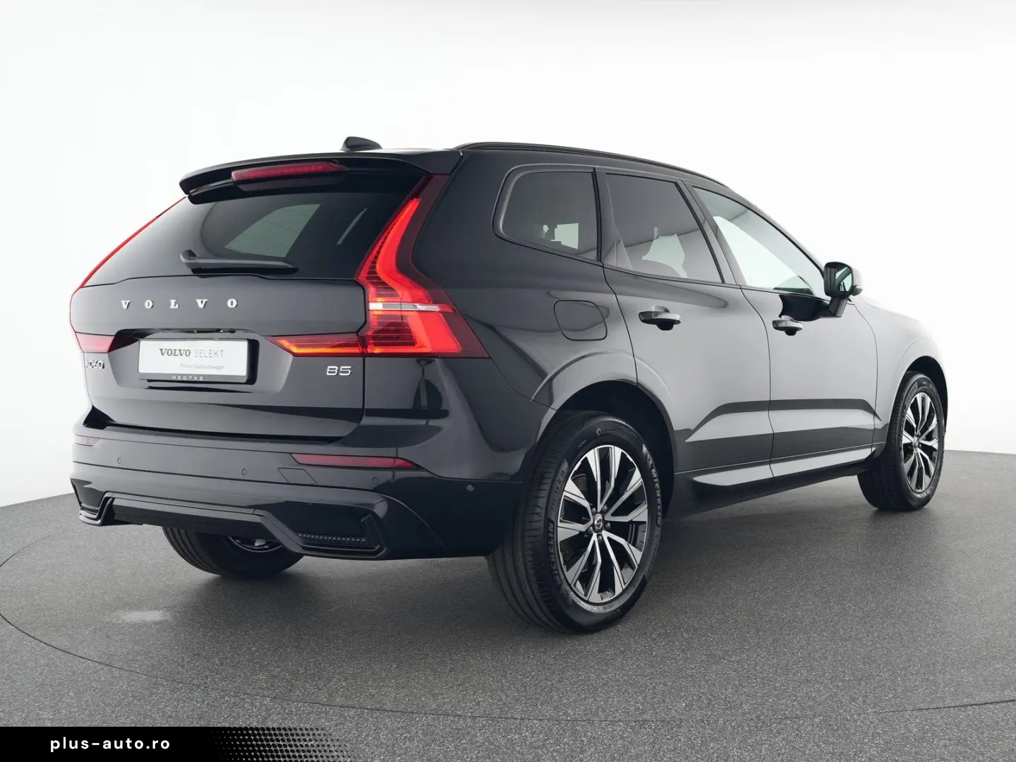 VOLVO XC60 B5 AWD Benzin Plus Dark 360 VOLL LED ACC