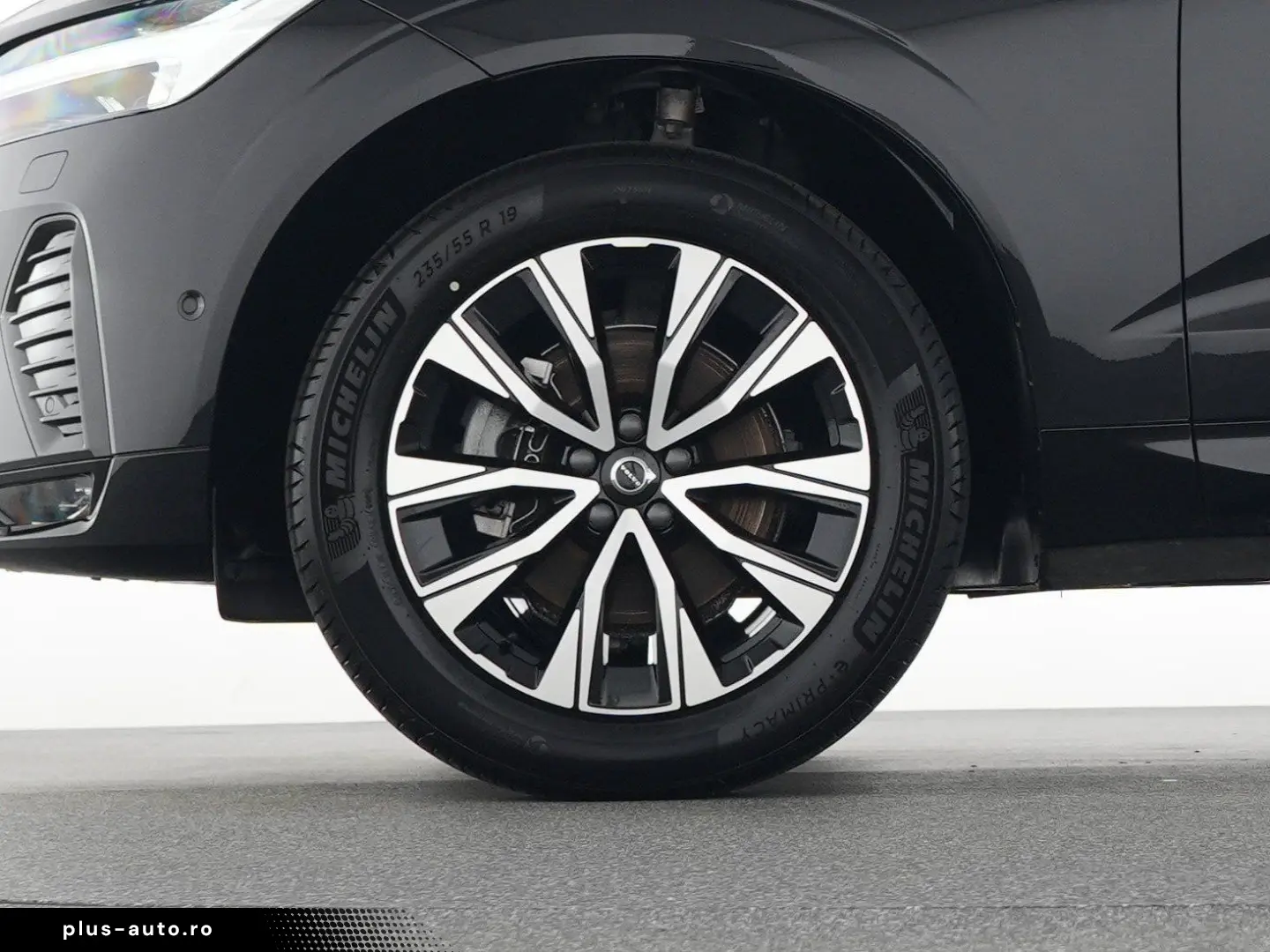 VOLVO XC60 B5 AWD Benzin Plus Dark 360 VOLL LED ACC
