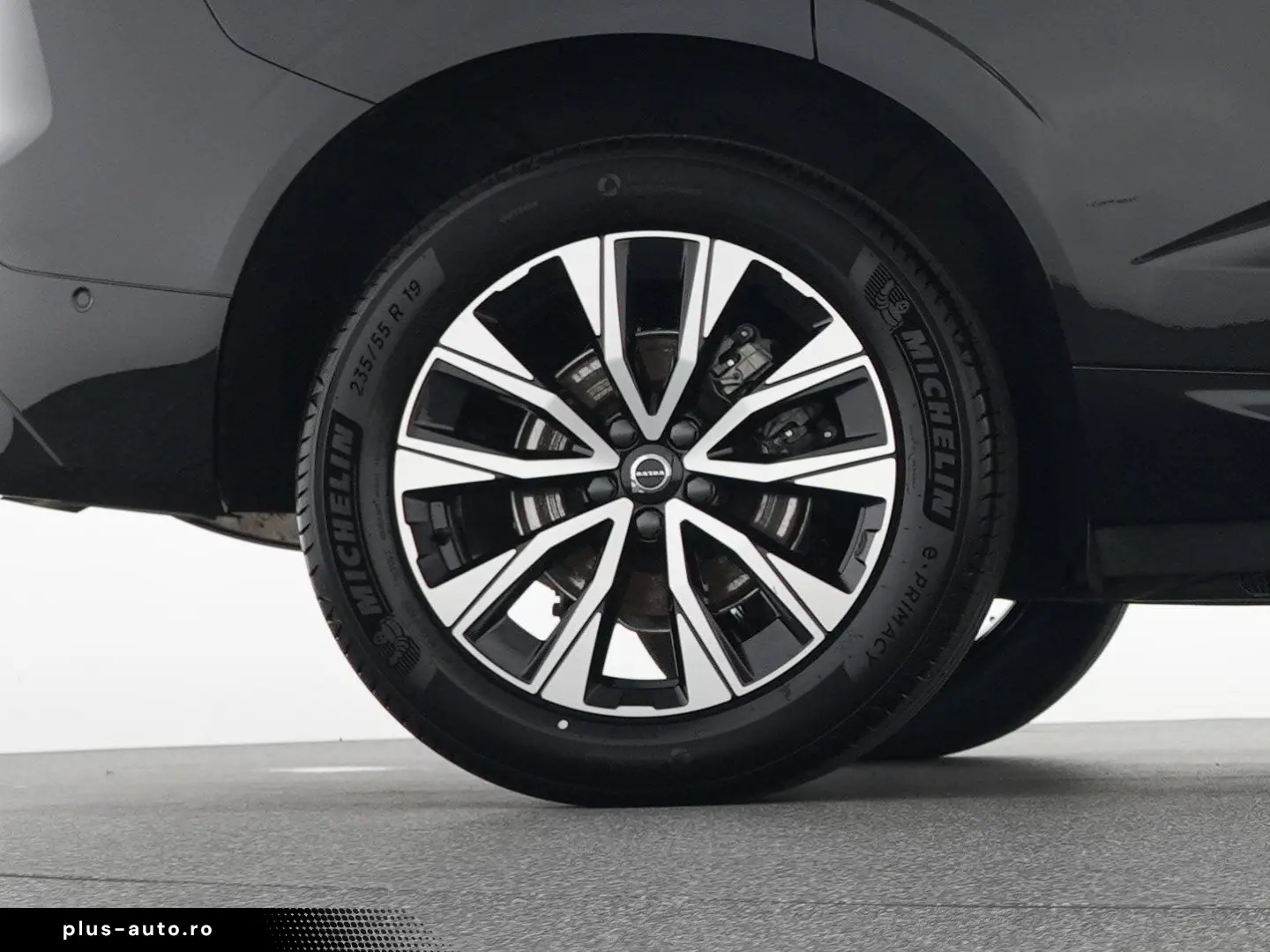 VOLVO XC60 B5 AWD Benzin Plus Dark 360 VOLL LED ACC