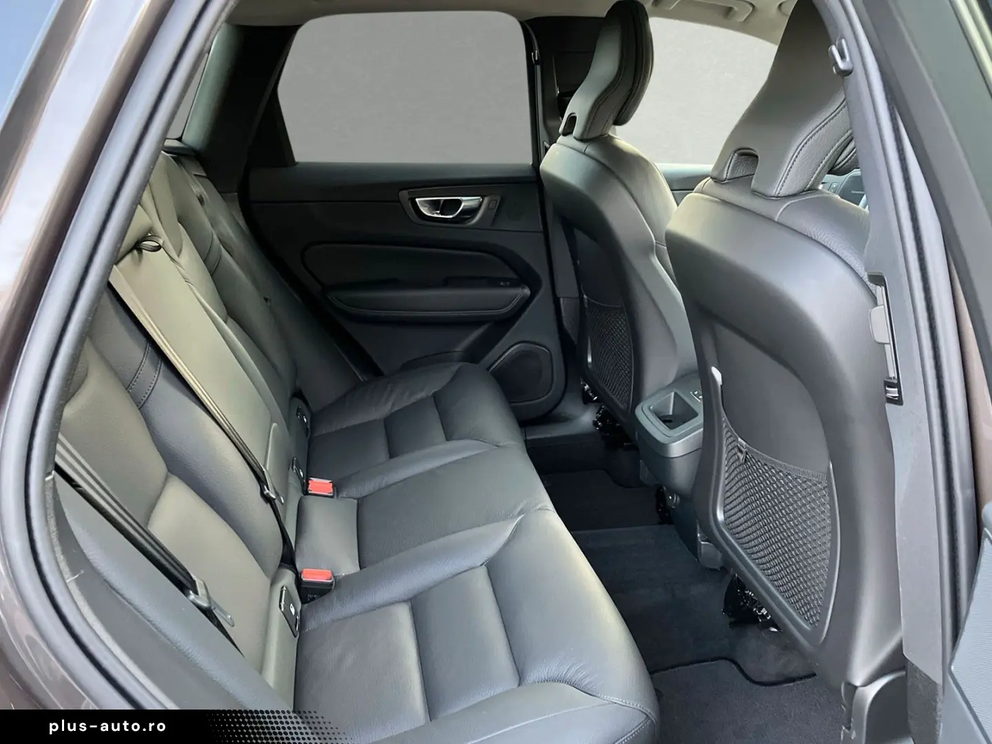 VOLVO XC60 B5 AWD Plus Dark  ACC BLIS SD LED