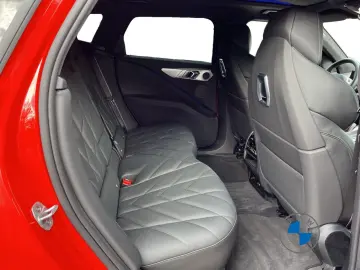 BMW XM 50e 23  DA Prof. Autobahnas. AHK Massage