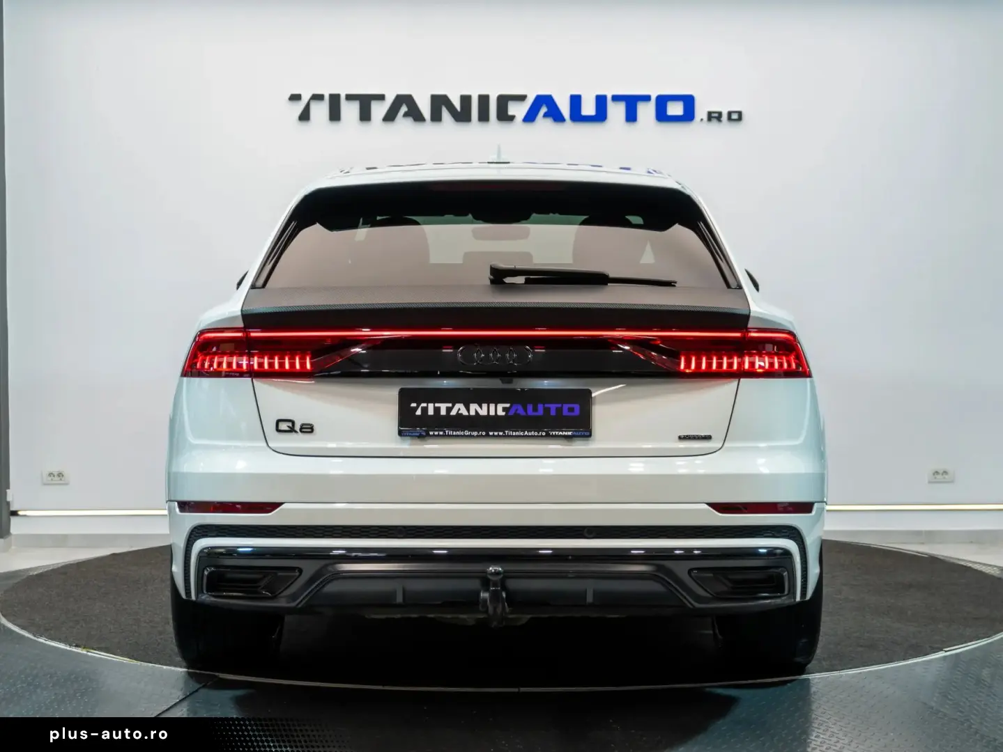 Audi Q8 S line • 3.0 TFSI • Benzină • 340 CP • quattro • Aut