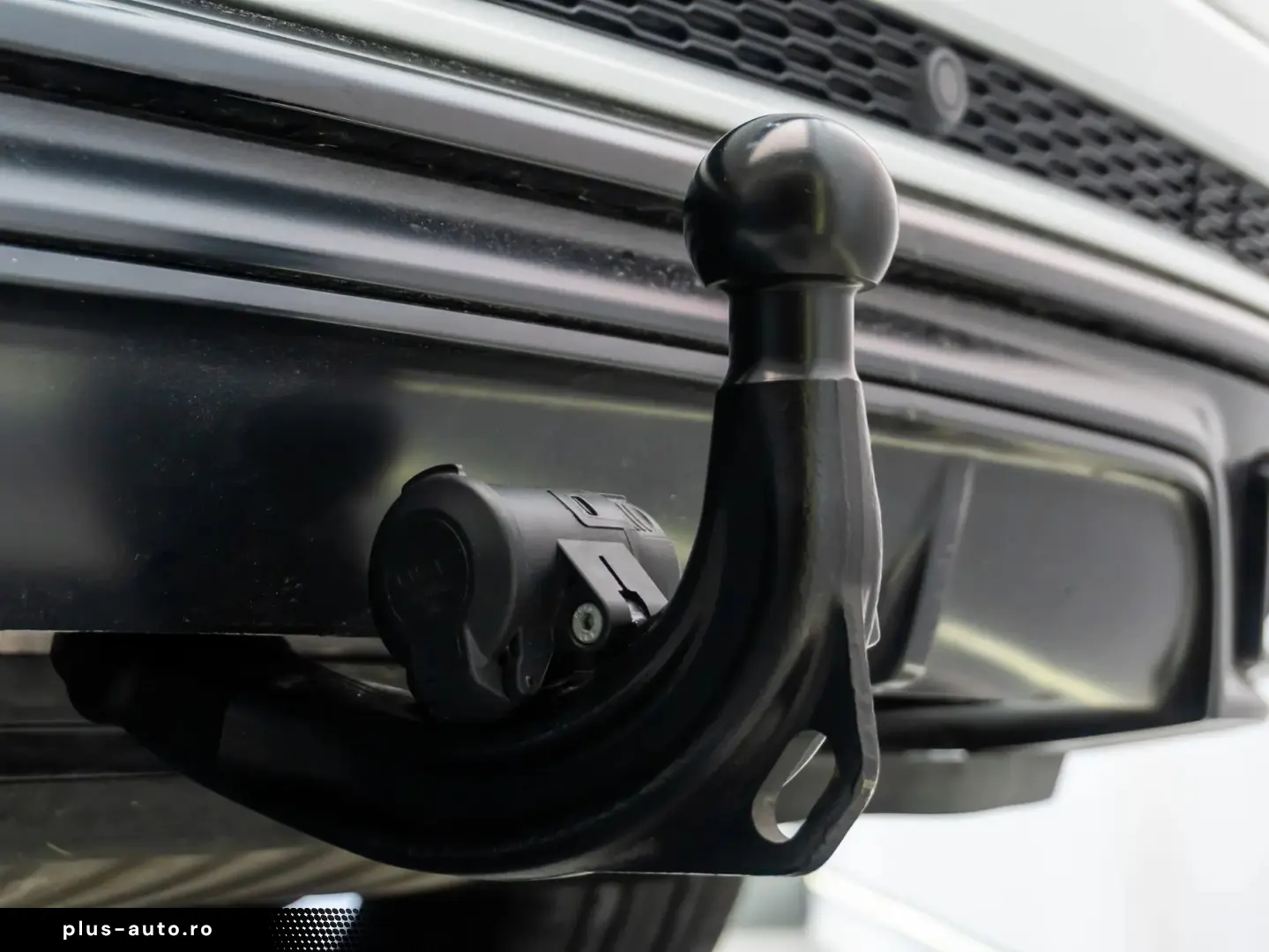 Audi Q8 S line • 3.0 TFSI • Benzină • 340 CP • quattro • Aut