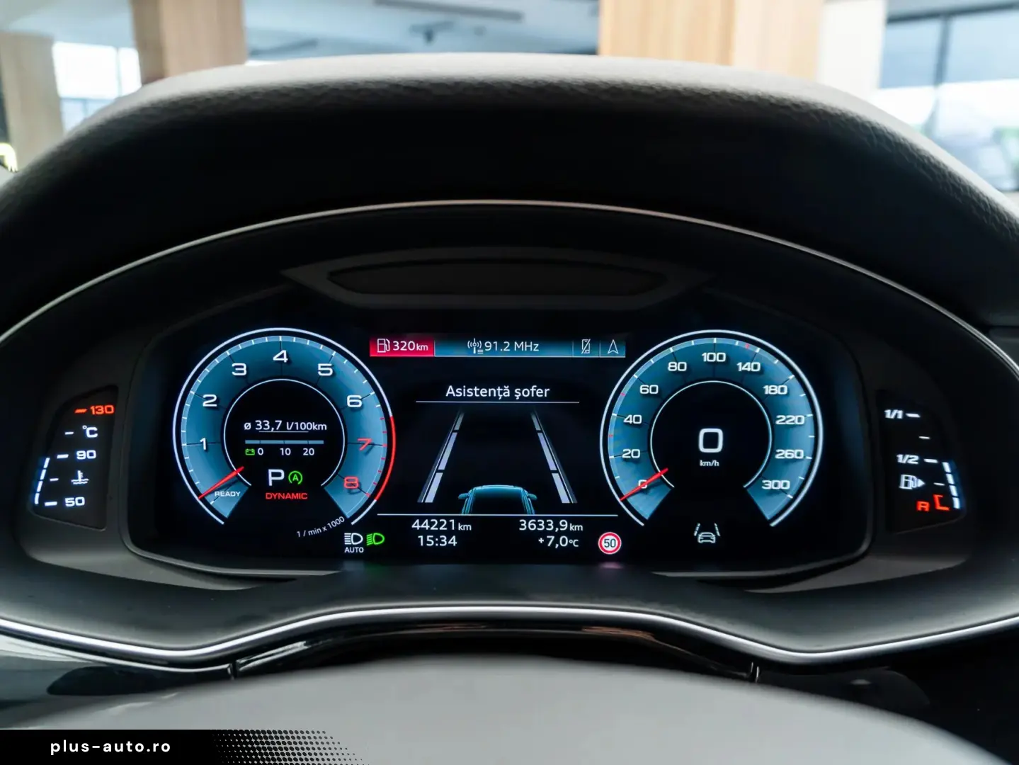 Audi Q8 S line • 3.0 TFSI • Benzină • 340 CP • quattro • Aut
