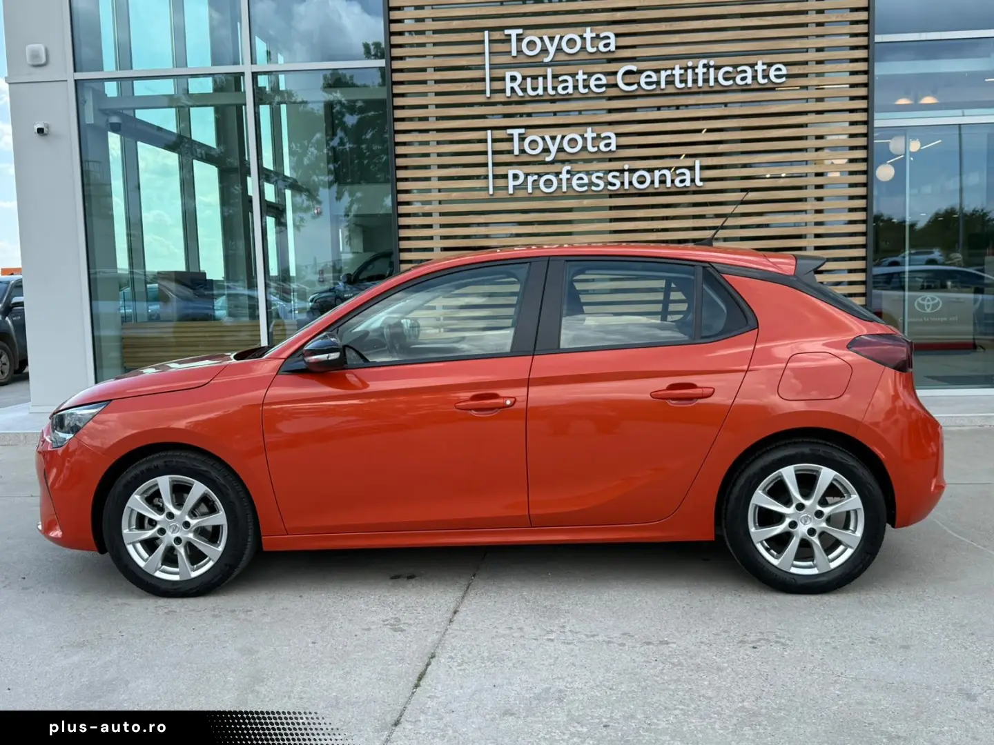 Opel  Corsa 1.2 MT
