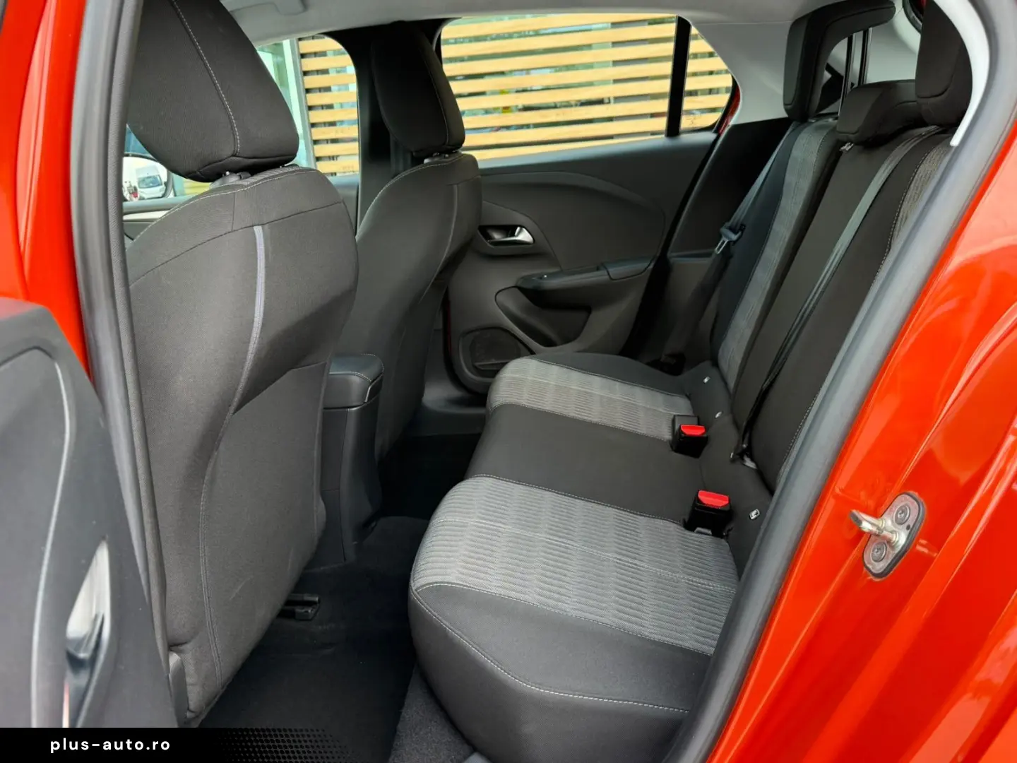 Opel  Corsa 1.2 MT