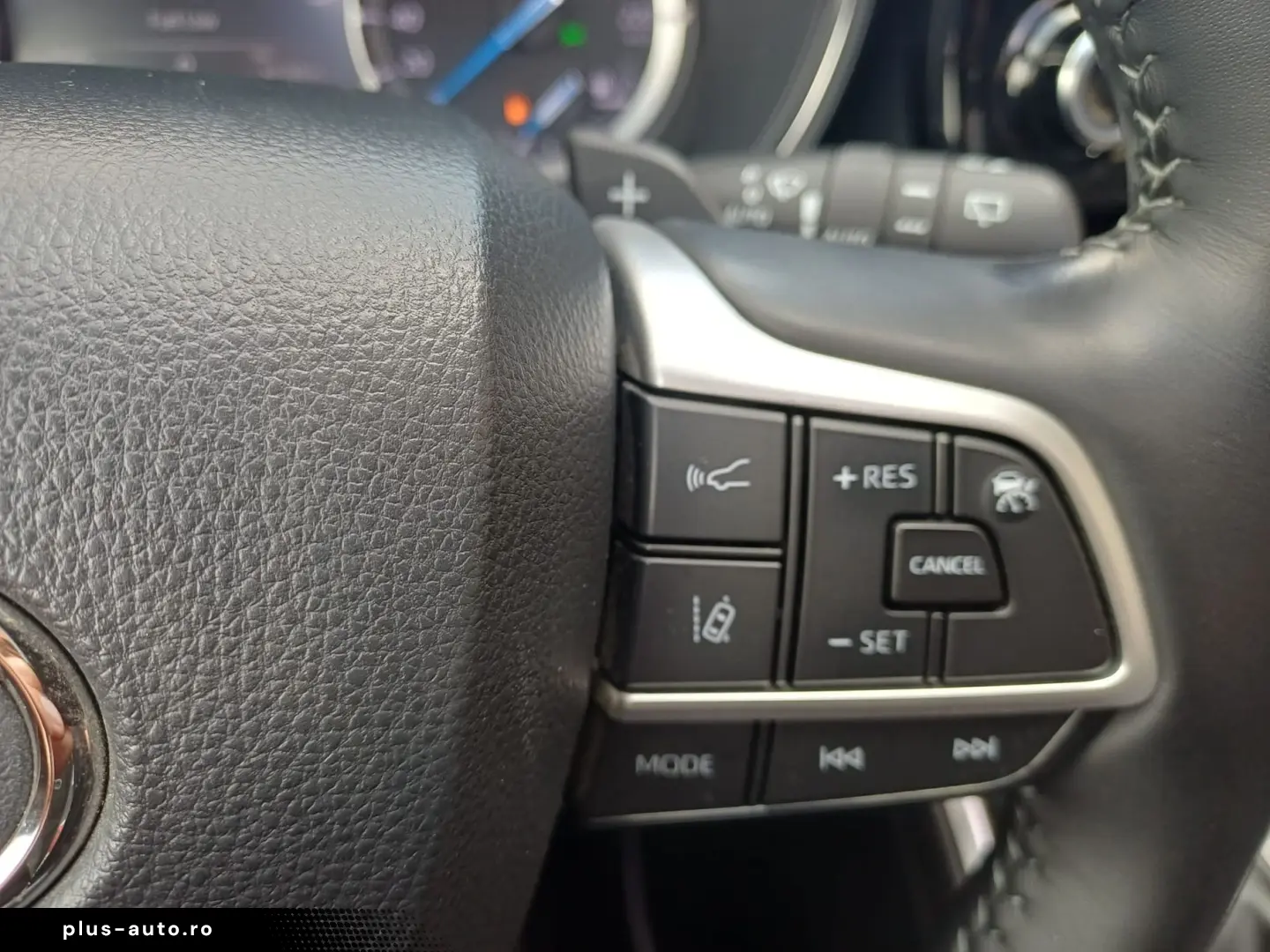 Toyota HIGHLANDER 2.5 Hybrid AWD Luxury 248CP