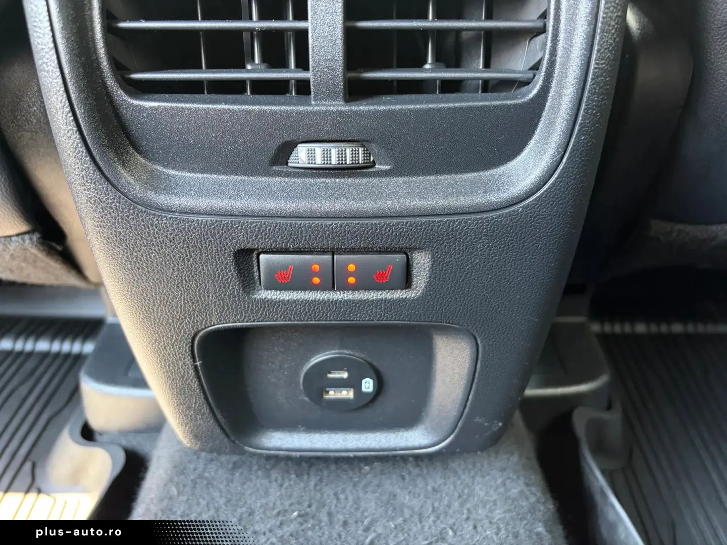 FORD KUGA 2.0 EcoBlue AWD ST-Line   Car No.78