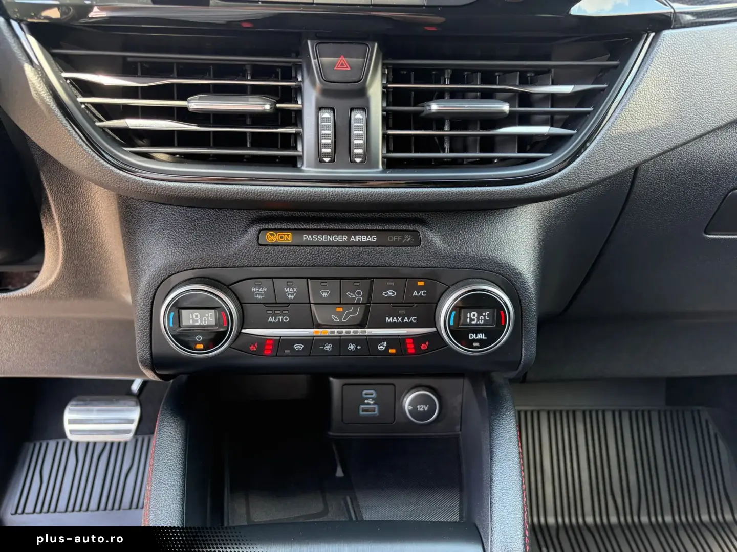 FORD KUGA 2.0 EcoBlue AWD ST-Line   Car No.78