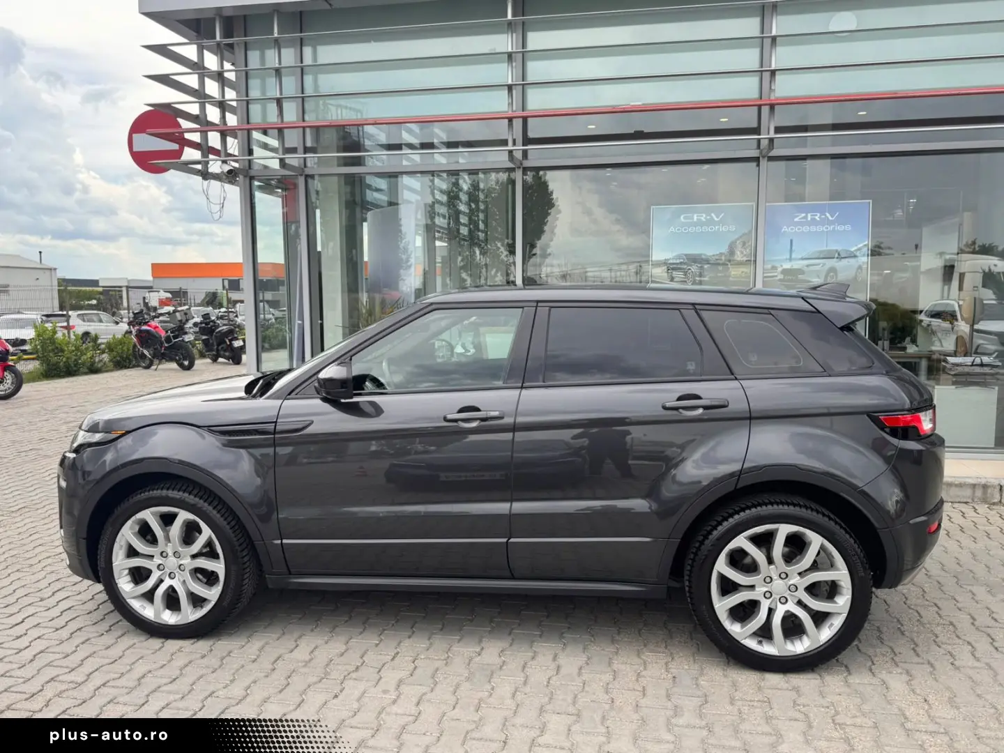 Land-Rover Range-Rover-Evoque