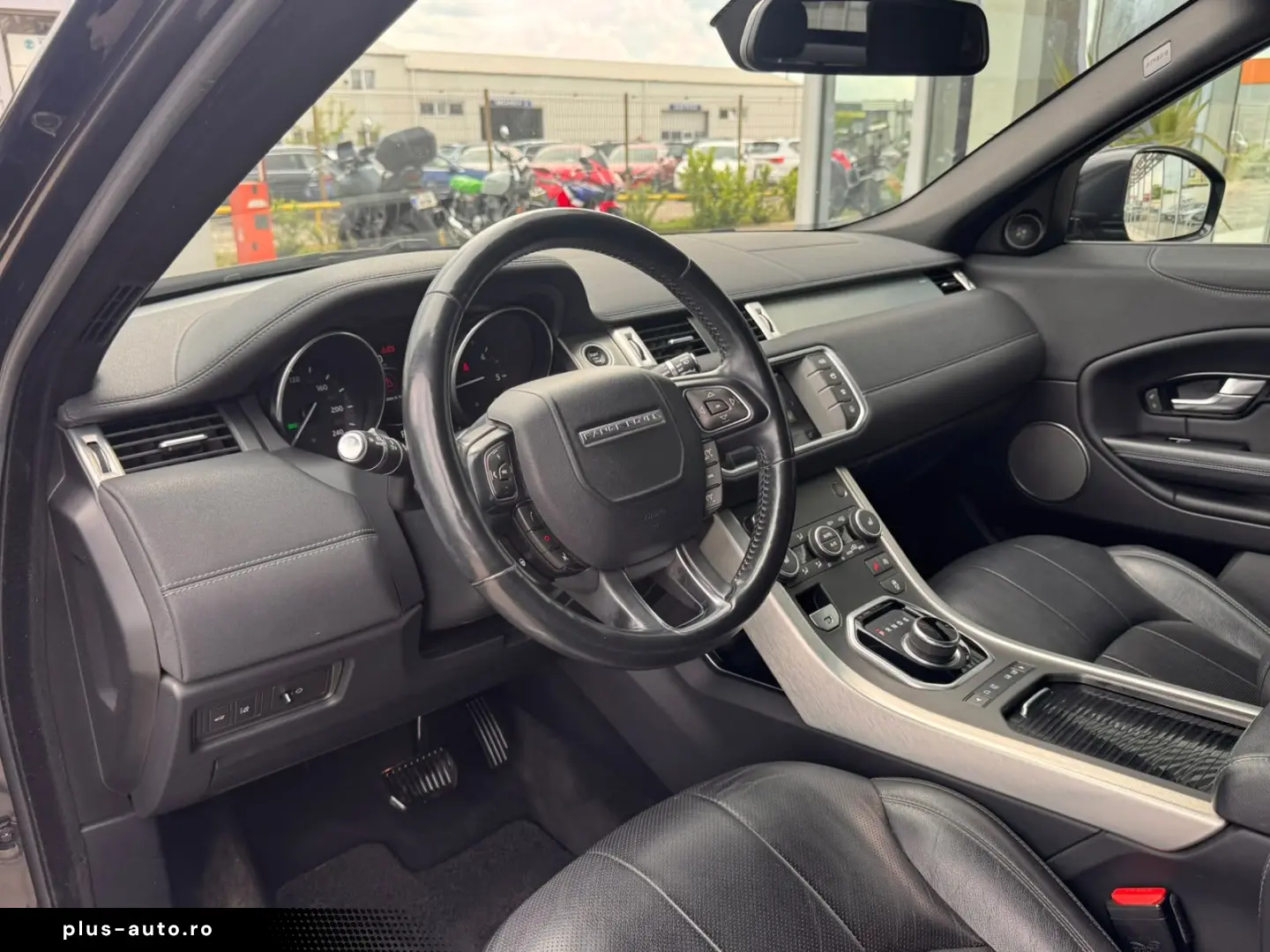 Land-Rover Range-Rover-Evoque