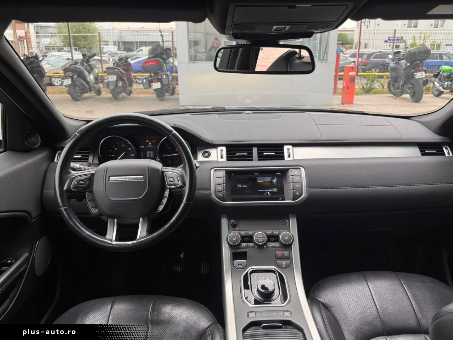 Land-Rover Range-Rover-Evoque