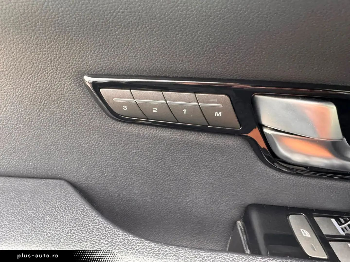 Land-Rover Range-Rover-Evoque