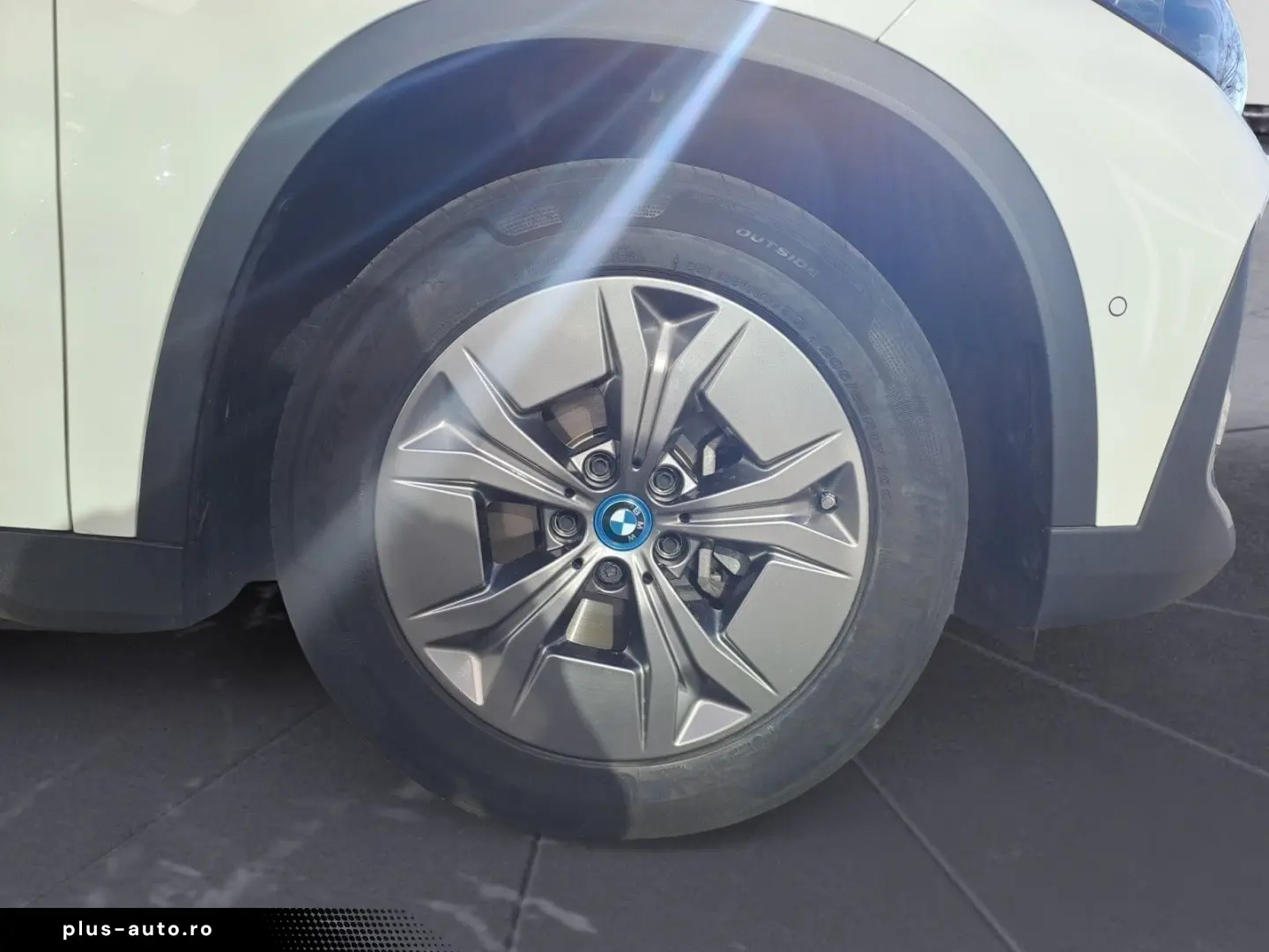 BMW iX1 eDrive20  Navi Panorama Komfortzugang LED PD