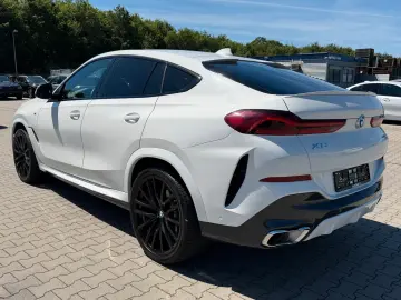 BMW X6 40i M Sport ACC R22