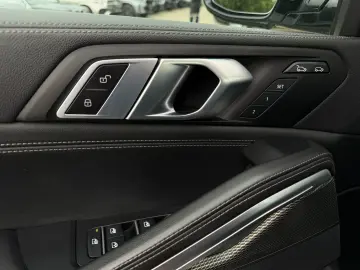 BMW X6 40i M Sport ACC R22