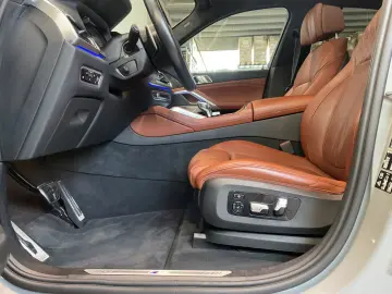 BMW X6 xDrive40d  AHK  Panoramadach  M Sportpaket
