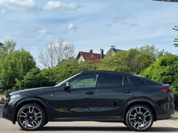 BMW X6 x30d M Sport Massage Standh.IntAktiv Sky AHK