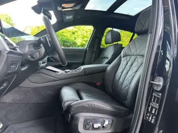 BMW X6 x30d M Sport Massage Standh.IntAktiv Sky AHK
