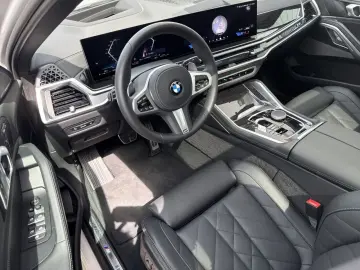 BMW X6 xDrive 30d M Sport Pro Pano AHK AdpLED H K 22