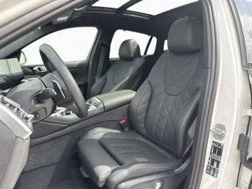 BMW X6 xDrive 30d M Sport Pro Pano AHK AdpLED H K 22