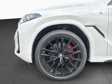 BMW X6 xDrive 30d M Sport Pro Pano AHK AdpLED H K 22