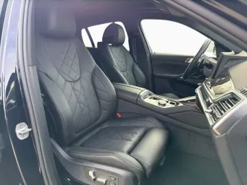 BMW X6 xDr 40d M SPORT PRO AHK Pano StHz H K DAPro