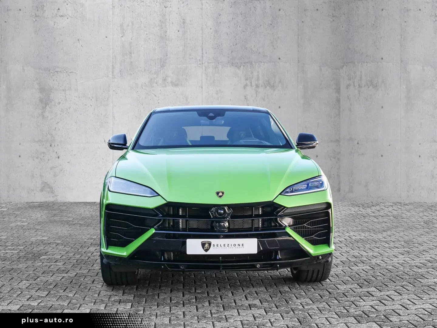 LAMBORGHINI Urus SE Verde Selvans  Big Interior Carbon Pack