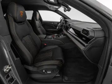 LAMBORGHINI Urus SE