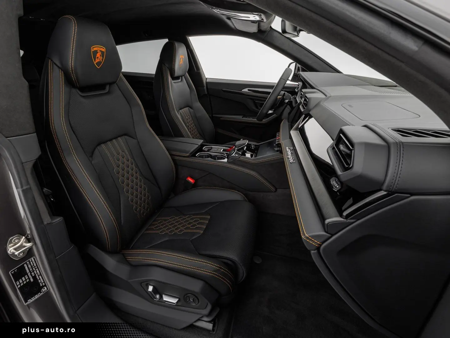 LAMBORGHINI Urus SE