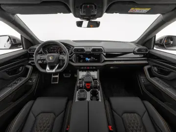 LAMBORGHINI Urus SE