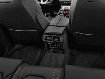 LAMBORGHINI Urus SE