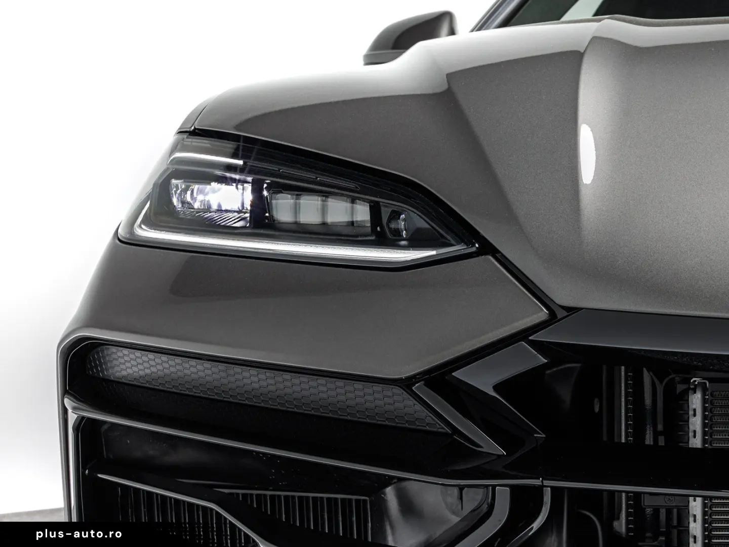 LAMBORGHINI Urus SE