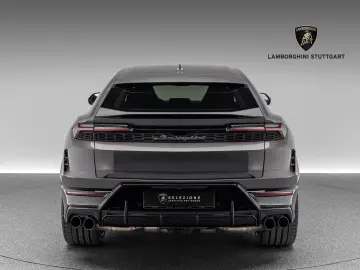 LAMBORGHINI Urus SE