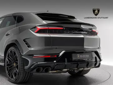 LAMBORGHINI Urus SE