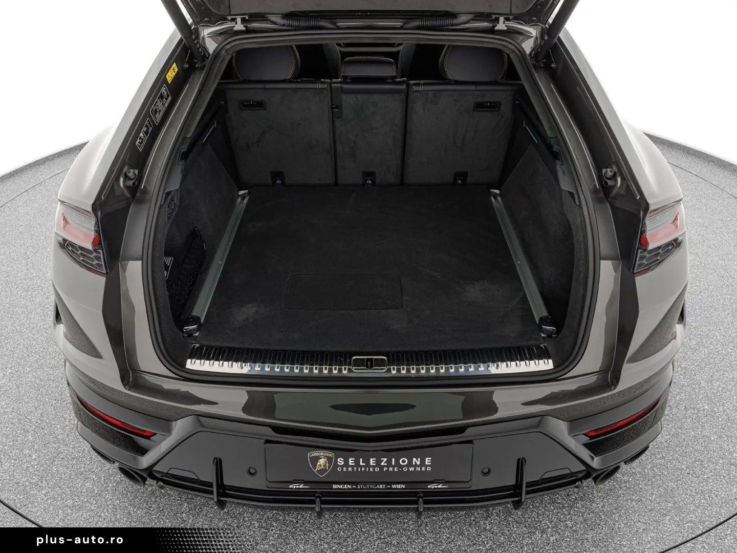 LAMBORGHINI Urus SE