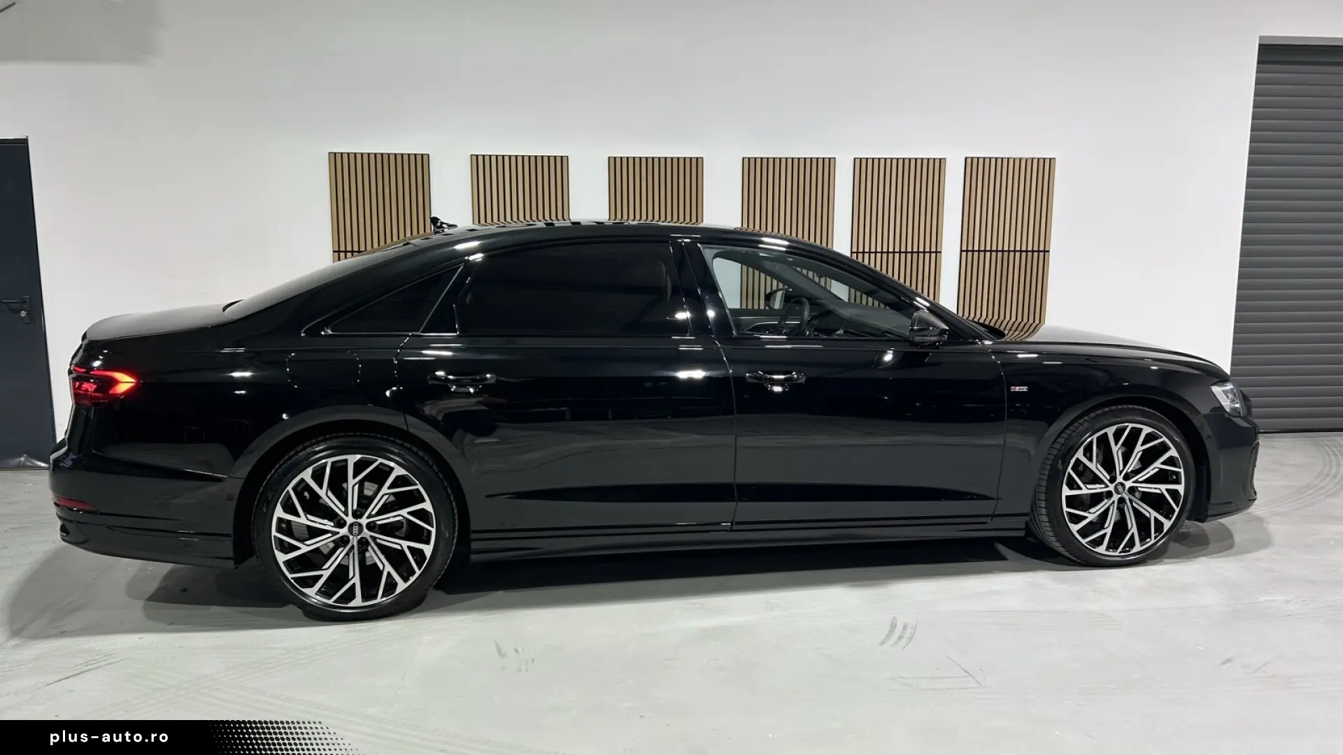 Audi A8 L exclusive 50TDI quattro S line - Garantie 12 Luni