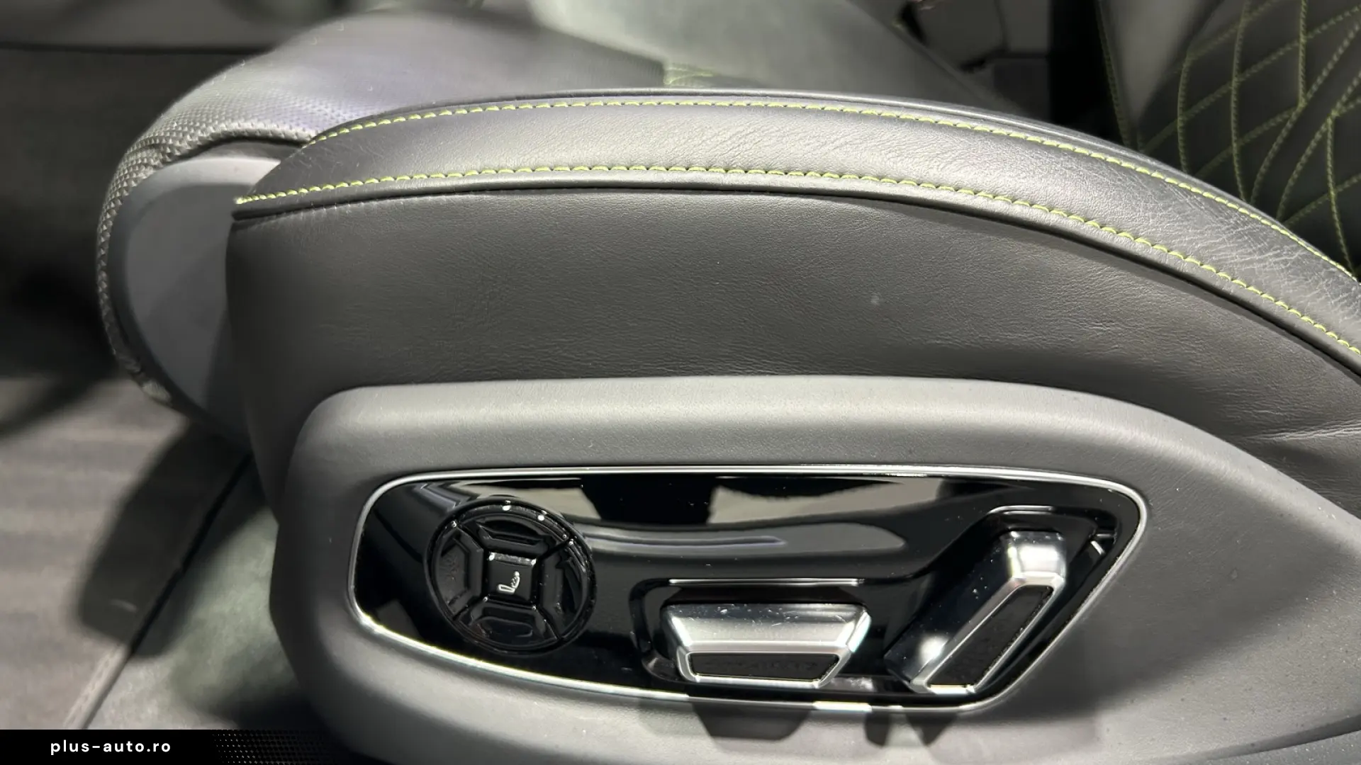 Audi A8 L exclusive 50TDI quattro S line - Garantie 12 Luni