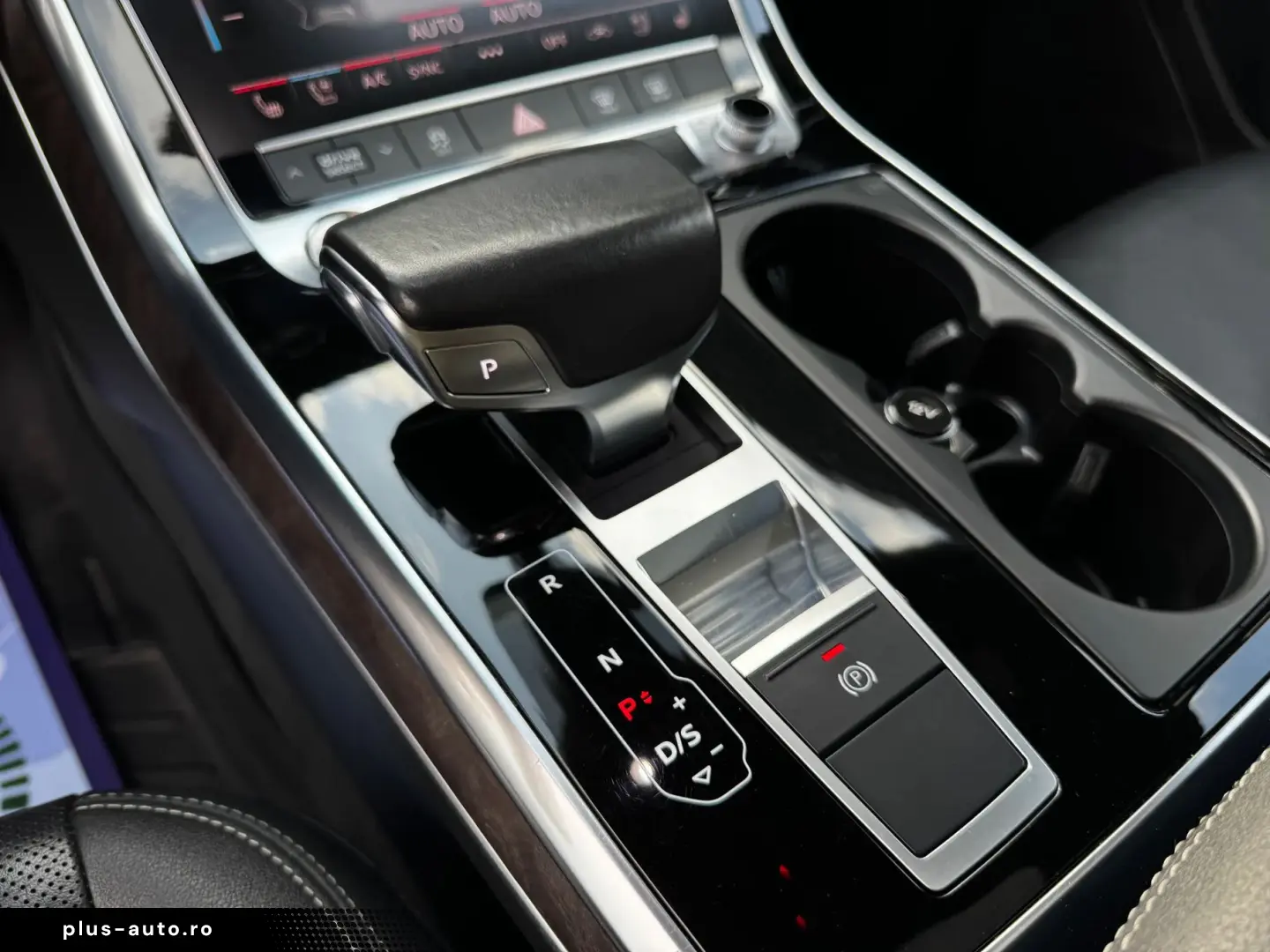 Audi Q8 Quattro    3.0 TFSI    Panoramic    LED