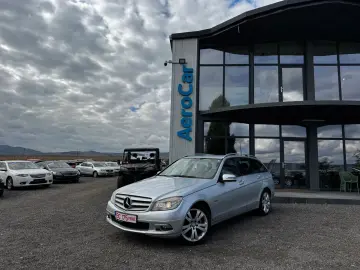 Mercedes-Benz C180 Kompresor    Automat    Dublu clima