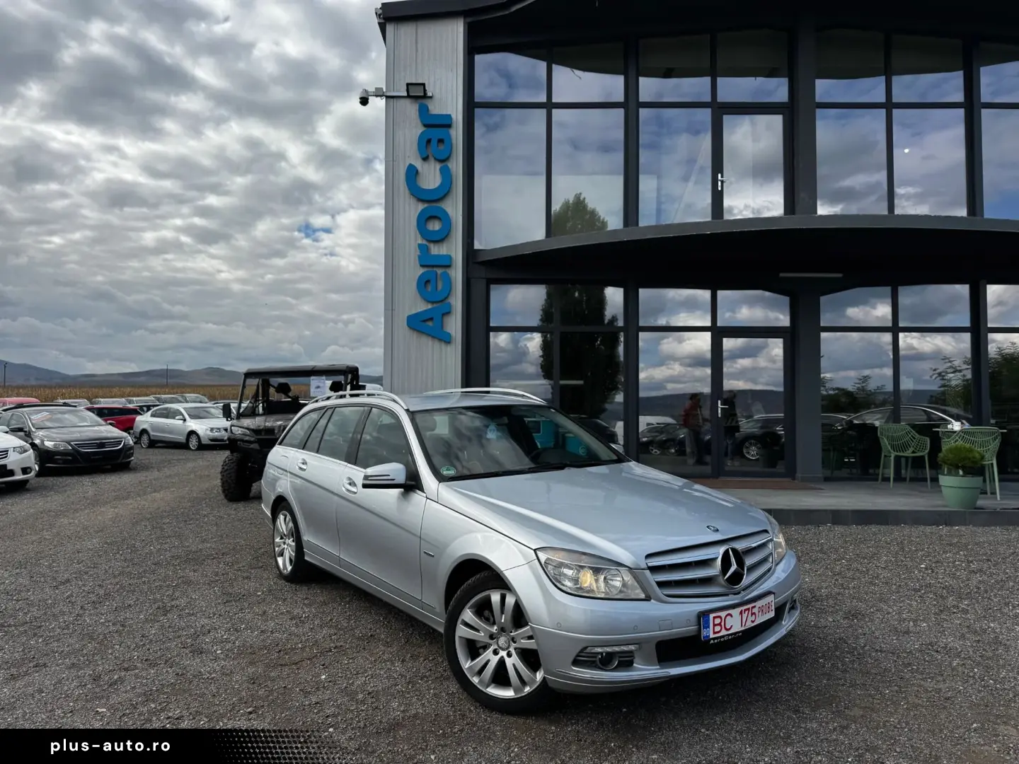 Mercedes-Benz C180 Kompresor    Automat    Dublu clima